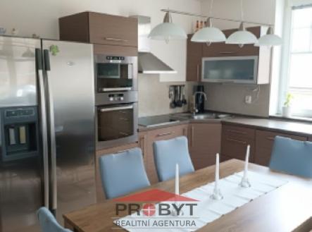 Prodej bytu, 4+1, 110 m²