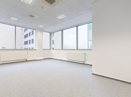 Pronájem kanceláře, 338 m²