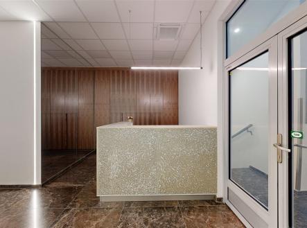 Pronájem obchodní prostor, 83 m²