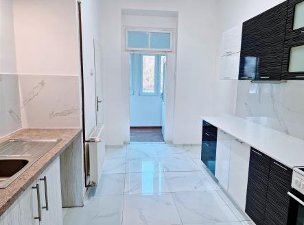 Pronájem bytu, 4+1, 110 m²