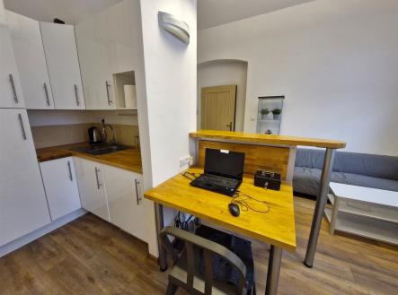 Pronájem kanceláře, 35 m²