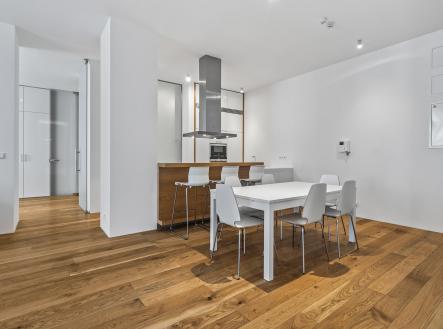Pronájem bytu, 3+kk, 109 m²