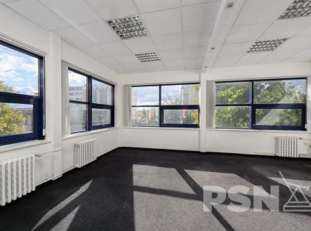Pronájem kanceláře, 145 m²