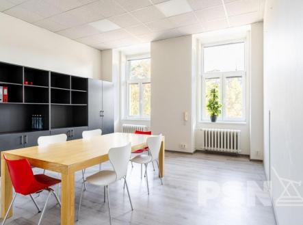 Pronájem kanceláře, 30 m²
