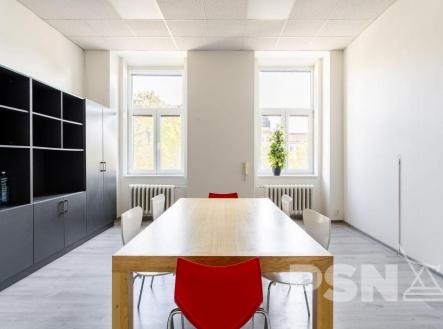 Pronájem kanceláře, 50 m²