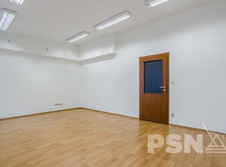 Pronájem kanceláře, 29 m²
