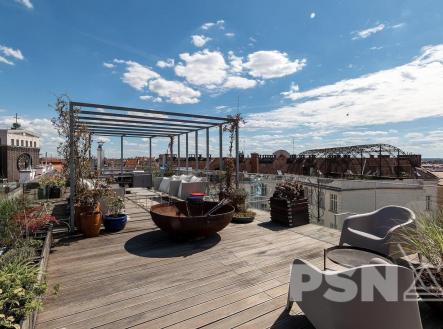 Pronájem bytu, 4+kk, 260 m² obrázek