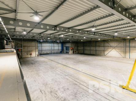 Pronájem komerčního objektu, sklad, 3 370 m²