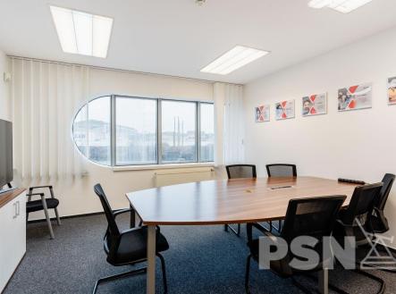 Pronájem komerčního objektu, sklad, 3 370 m²