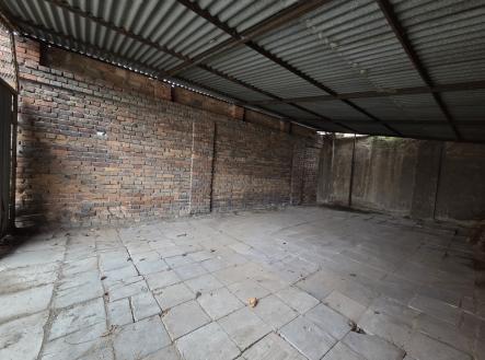 Pronájem komerčního objektu, sklad, 36 m²