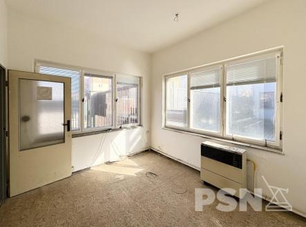 Pronájem skladovací prostor, 20 m²