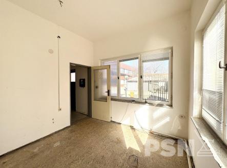 Pronájem skladovací prostor, 20 m²