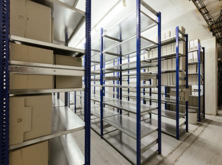 Pronájem komerčního objektu, sklad, 450 m²