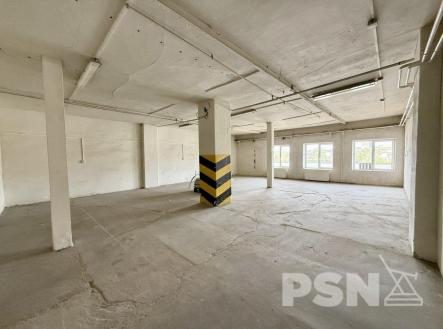 Pronájem komerčního objektu, sklad, 397 m²