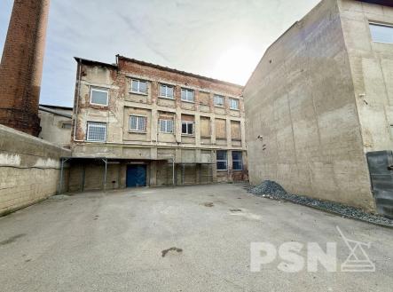 Pronájem komerčního objektu, sklad, 397 m²