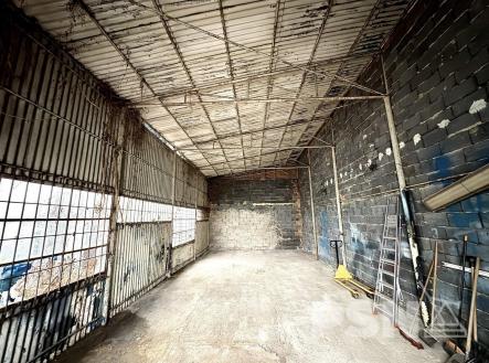 Pronájem komerčního objektu, sklad, 92 m²