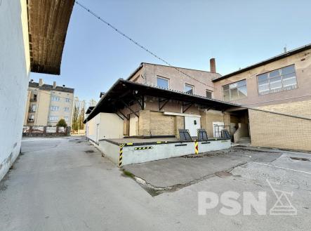 Pronájem komerčního objektu, výroba, 949 m²