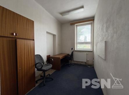 Pronájem kanceláře, 111 m²