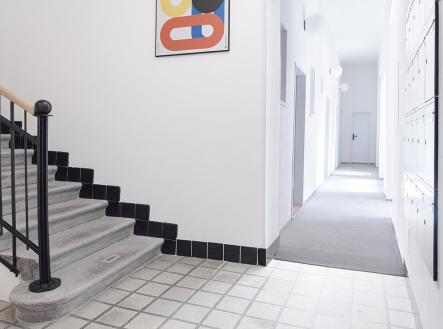 Prodej obchodní prostor, 106 m²