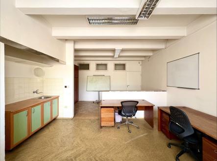 Pronájem kanceláře, 30 m²