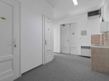 Pronájem kanceláře, 30 m²