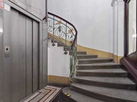 Pronájem kanceláře, 112 m²