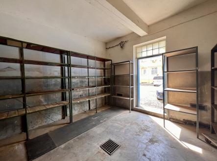 Pronájem komerčního objektu, sklad, 45 m²
