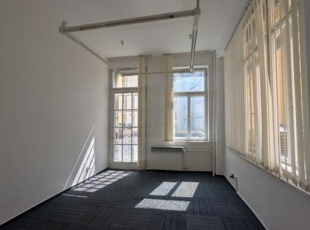 Pronájem kanceláře, 17 m²