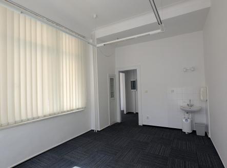 Pronájem kanceláře, 17 m²