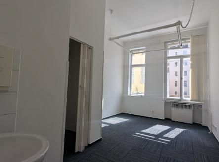 Pronájem kanceláře, 14 m²