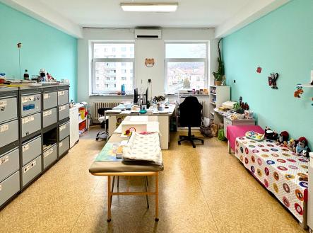 Pronájem komerčního objektu, jiný, 76 m²