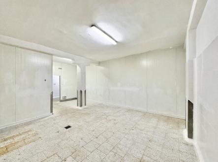 Pronájem komerčního objektu, sklad, 34 m²