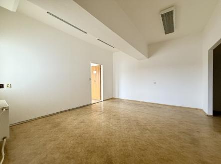 Pronájem kanceláře, 58 m²