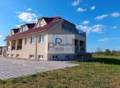 Prodej bytu, 2+kk, 61 m²