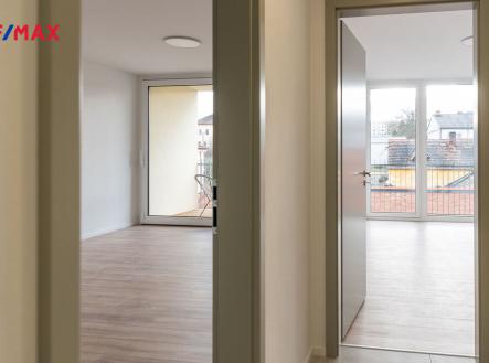 Pronájem bytu, 2+kk, 57 m²