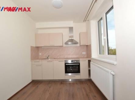 Pronájem bytu, 1+kk, 57 m²