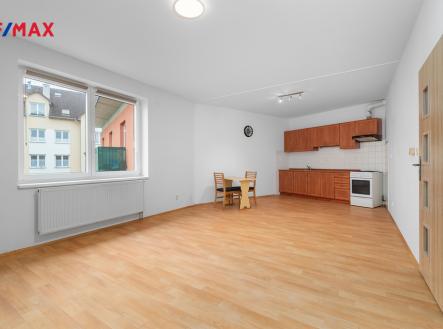 Pronájem bytu, 1+kk, 43 m²