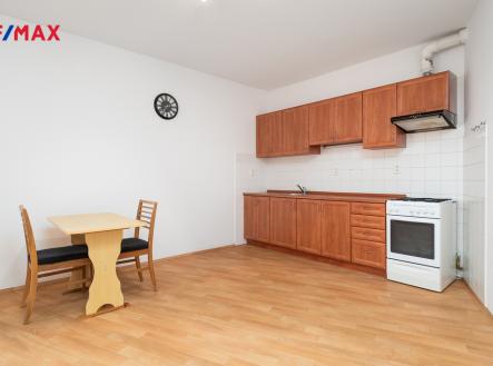 Pronájem bytu, 1+kk, 43 m²