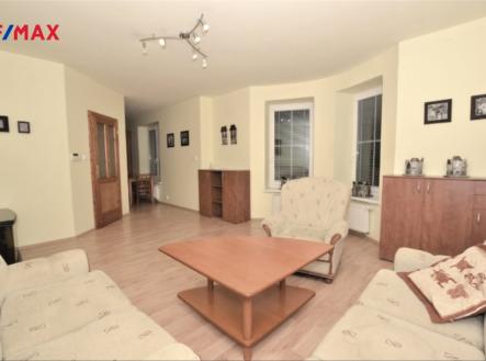 Pronájem bytu, 2+1, 60 m²