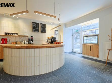 Pronájem obchodní prostor, 210 m²