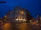 Pronájem obchodní prostory, 210 m²