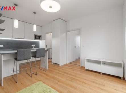 Pronájem bytu, 2+kk, 40 m²