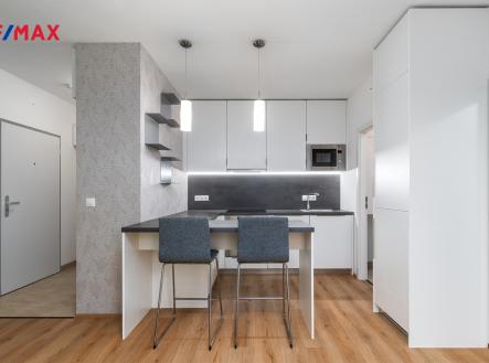 Pronájem bytu, 2+kk, 40 m²