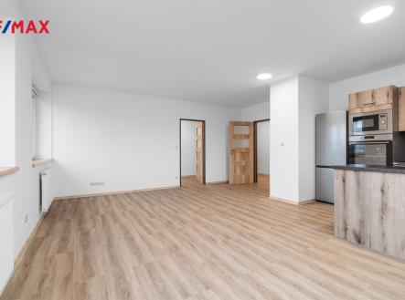 Pronájem bytu, 2+kk, 58 m²