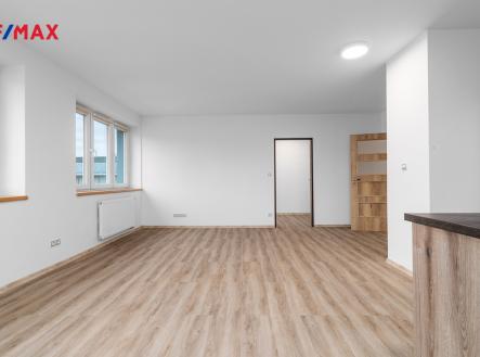 Pronájem bytu, 2+kk, 58 m²
