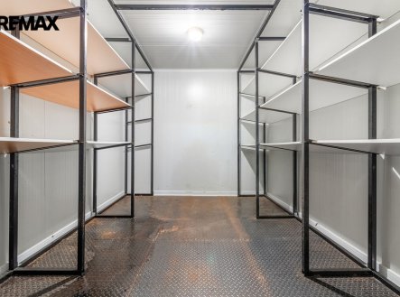 Pronájem mrazicí místnosti / mrazicího boxu – 12 m² v Plzni