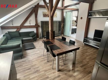 Pronájem bytu, 3+kk, 80 m²