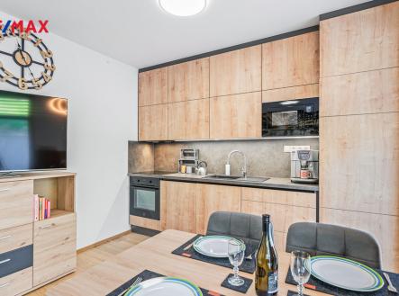 Pronájem bytu, 2+kk, 43 m²
