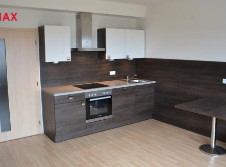 Pronájem bytu, 1+kk, 32 m²