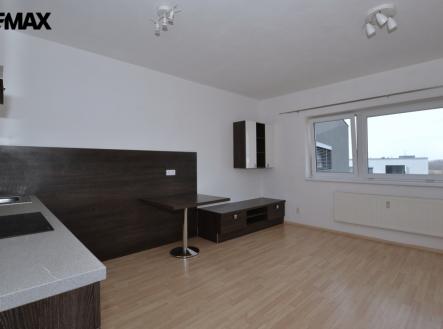 Pronájem bytu, 1+kk, 32 m²